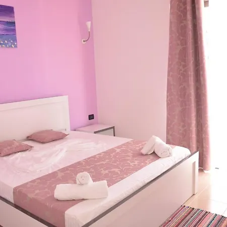 Viola Garden Restaurant Ξενοδοχείο 3*