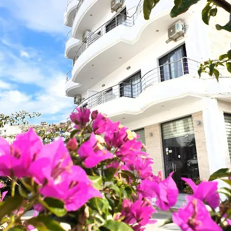 Viola Garden Restaurant 3*